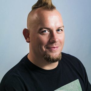 Meet your Posher, Dustin